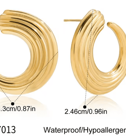 Safya Golden Necklace