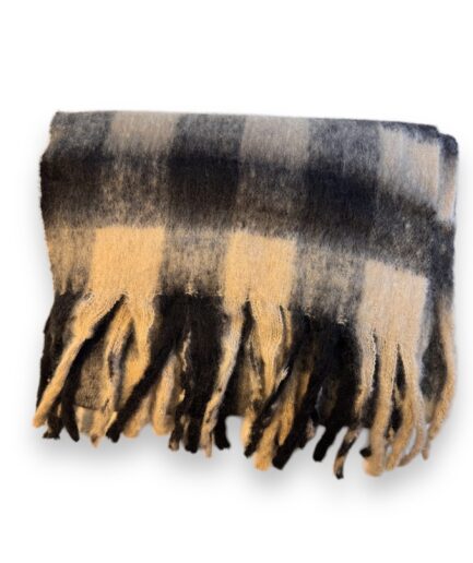 Scarf Black & White Squares