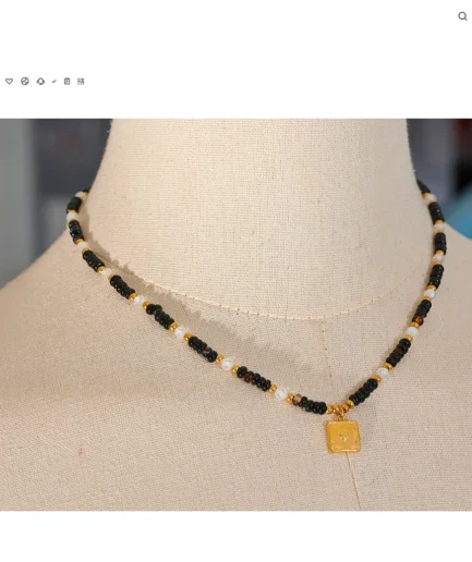 Agate & Natural Stone Nacklace